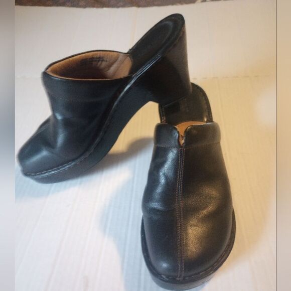Born black leather heeled clogs size 11 - Picture 1 of 10